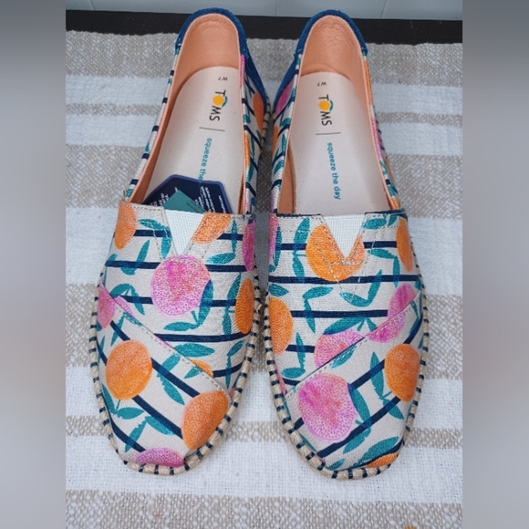 Toms Women's Vibrant Fruit Espadrilles - Picture 2 of 9